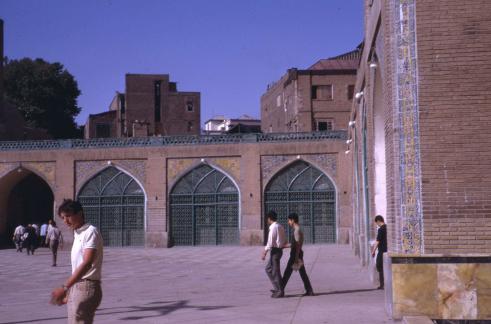 Iran - Esplanade d'une mosquée